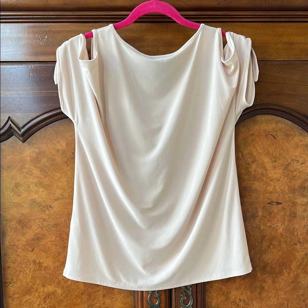 DKNY Cold Shoulder Top - Picture 9 of 11